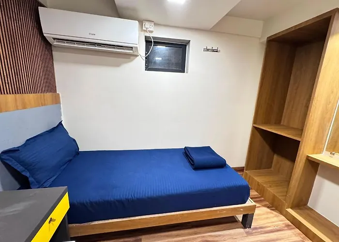 Maple The Hubz-Hostel Mumbai